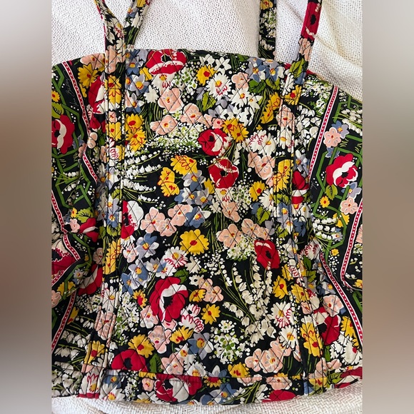 Vera Bradley Floral Quilted Tote Bag - Picture 4 of 4